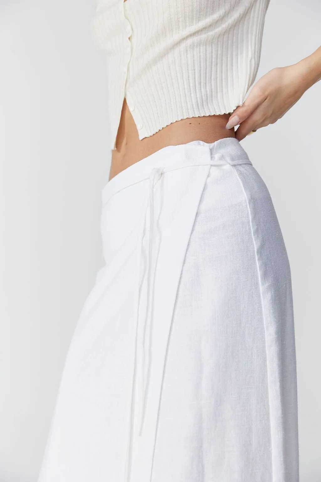 BANC WRAP SKIRT