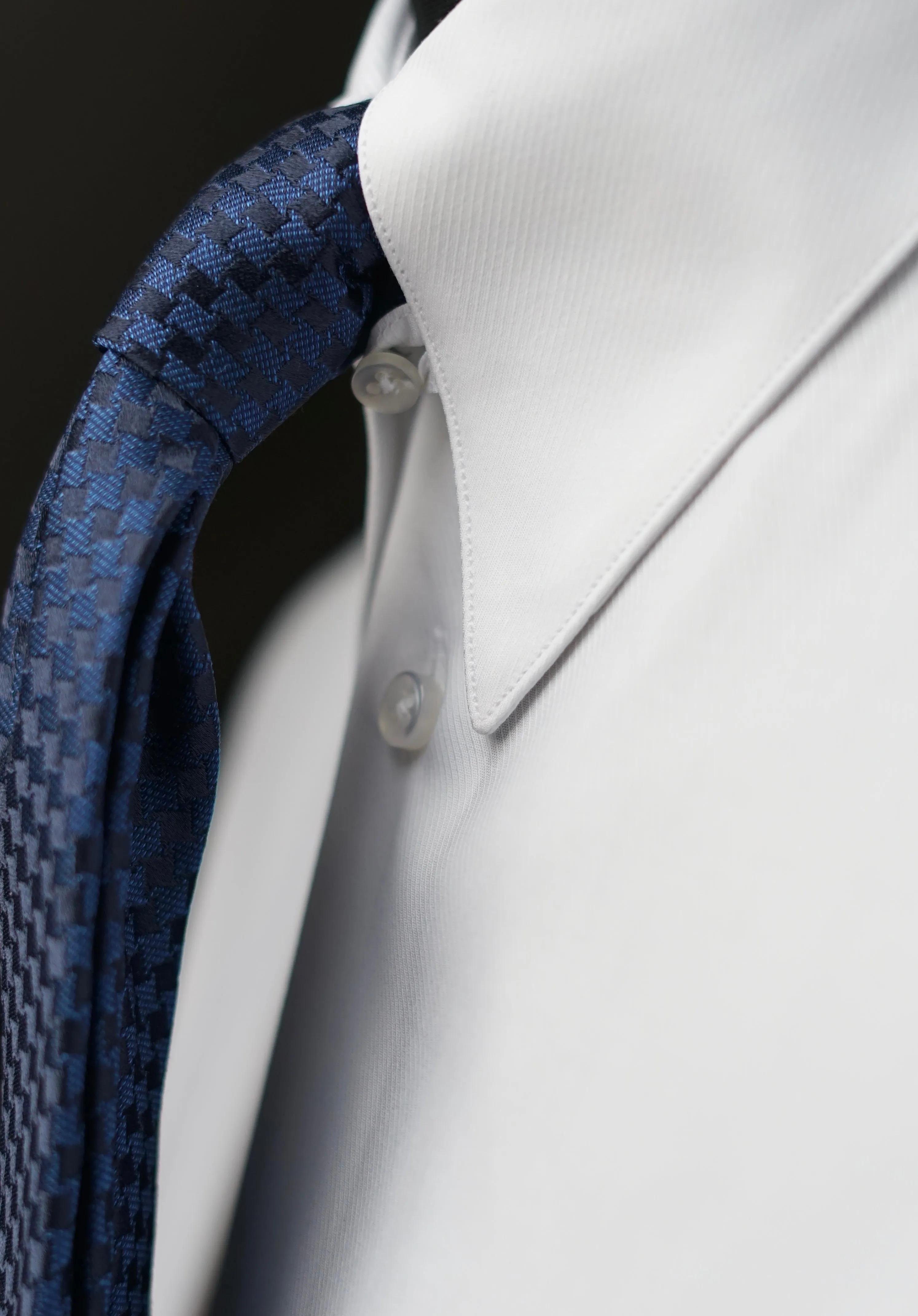 Spear Point Tab Collar Twill Dress Shirt